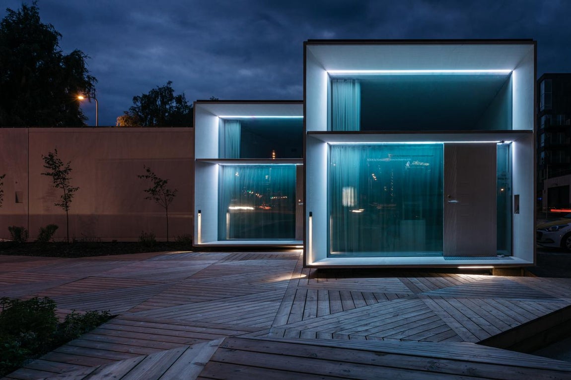 Micro Village. Como desventaj
a: es su reducido espacio aunque, tal y como indica la propia empresa, el número de módulos que se pueden adquirir son infinitos, algo que puede convertir al pequeño apartamento en una mansión o en un «micropueblo».