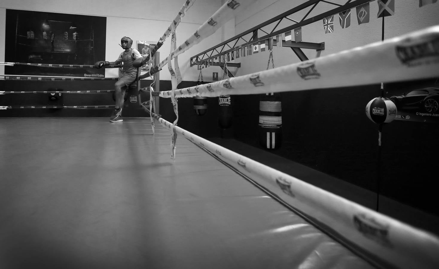 El boxeo y kickboxing de Córdoba, en blanco y negro