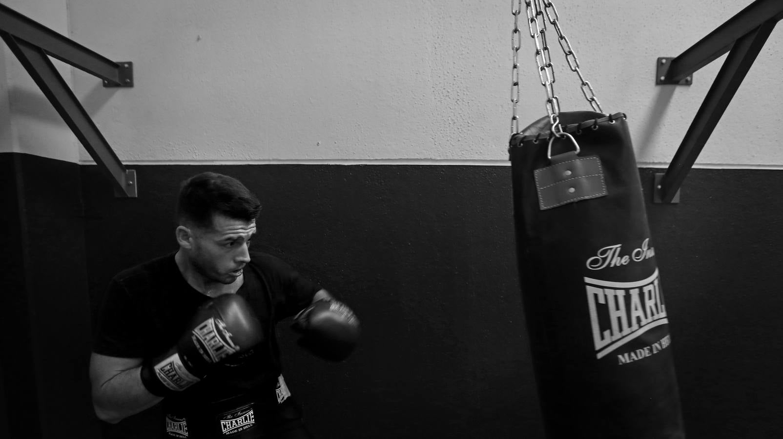 El boxeo y kickboxing de Córdoba, en blanco y negro