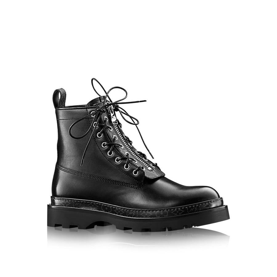 Botines de Louis Vuitton. El modelo Gambetta de Louis Vuitton está hecho en piel de becerro lisa con suela de goma, cremallera y cordones.