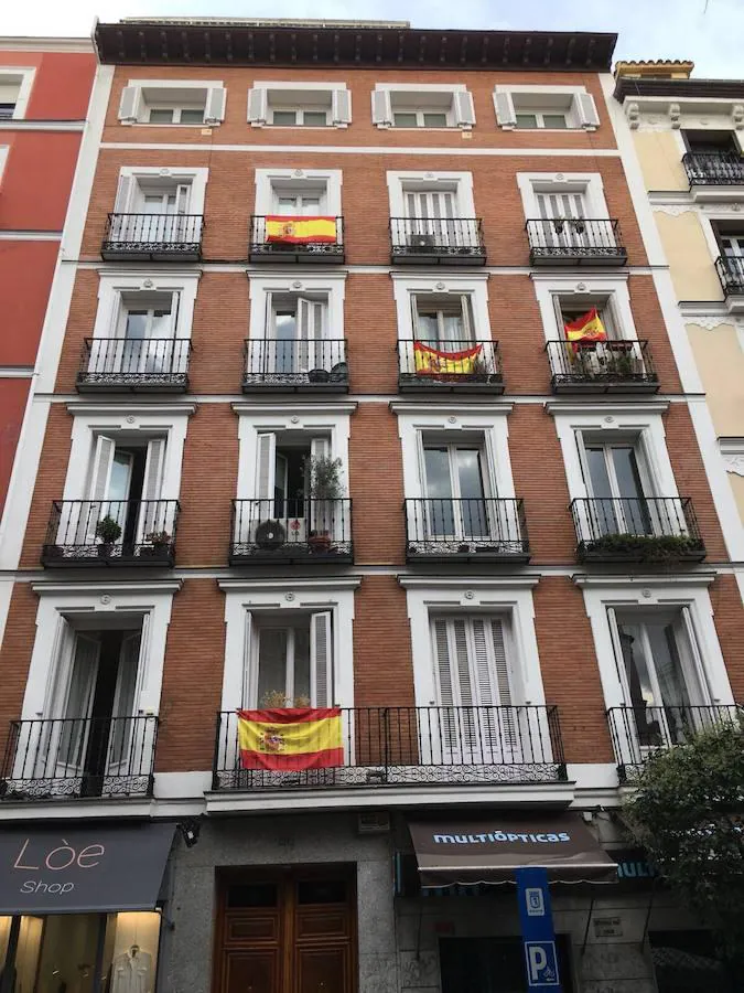Banderas españolas en Fuencarral. 