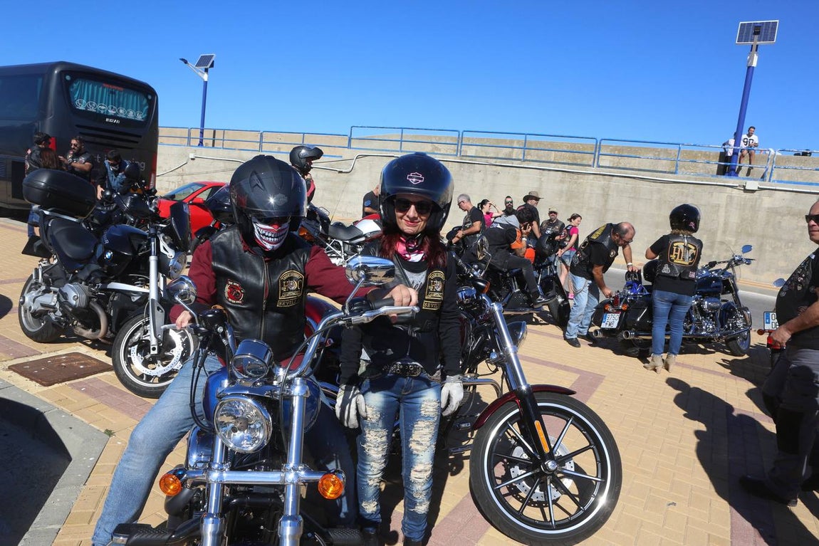Concentración de Harley Davidson en Cádiz