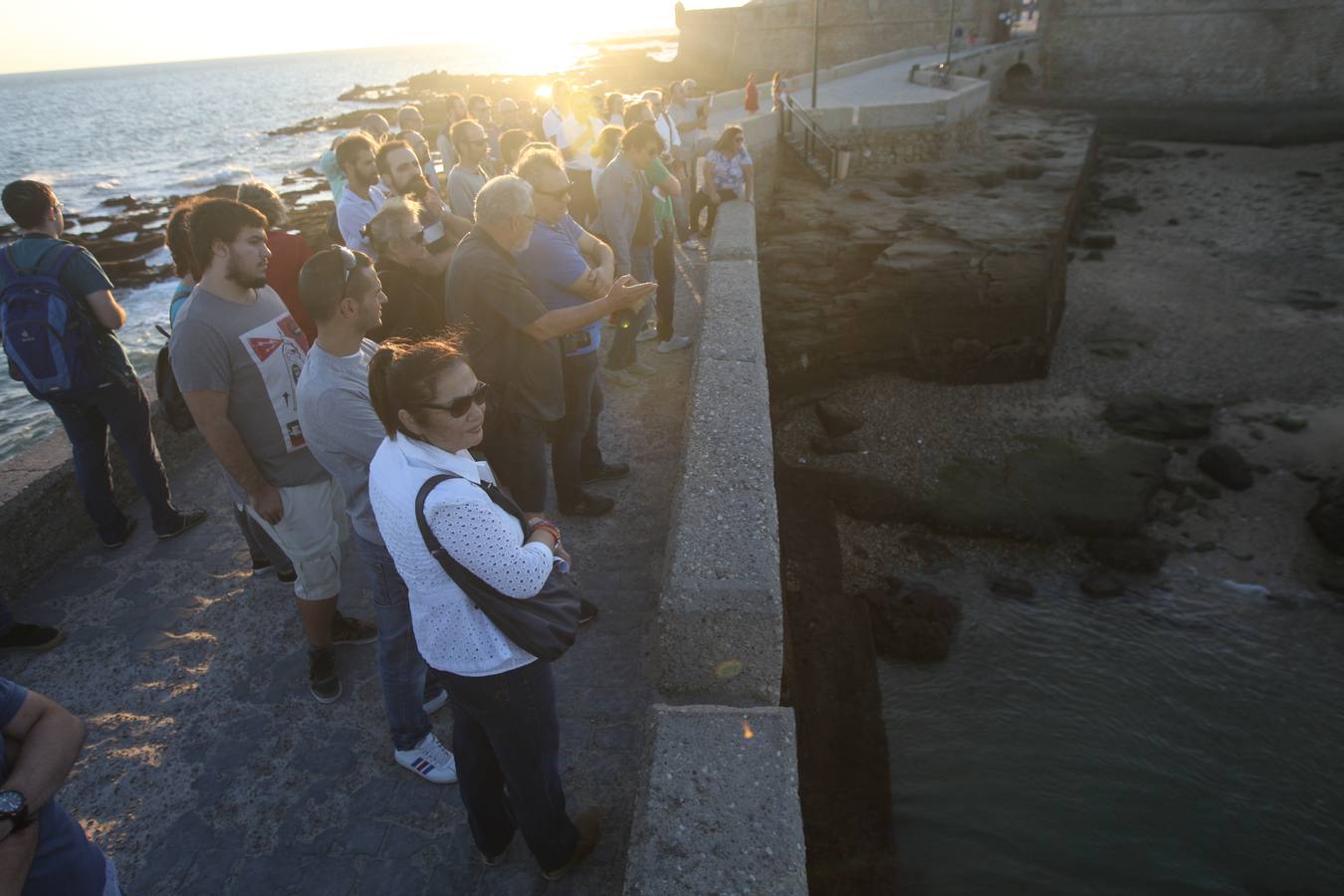 Fotos: Ruta guiada por los lugares del maremoto del Cádiz