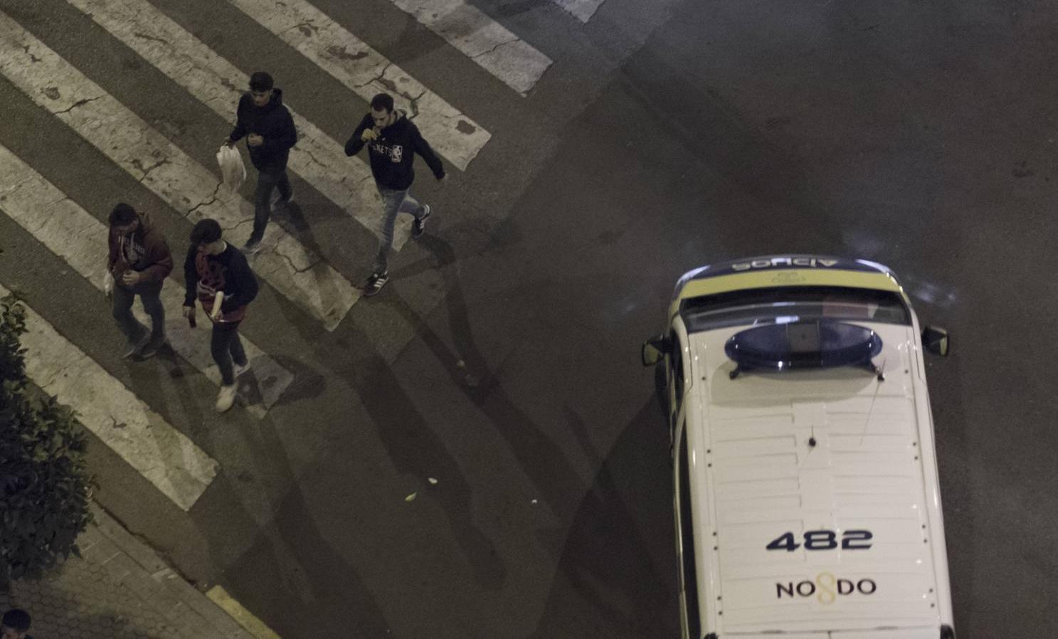 Los botellones cercan a los vecinos en Sevilla