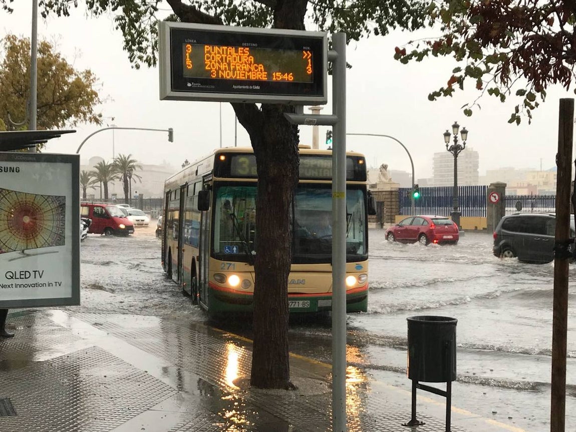 El temporal inunda también la capital