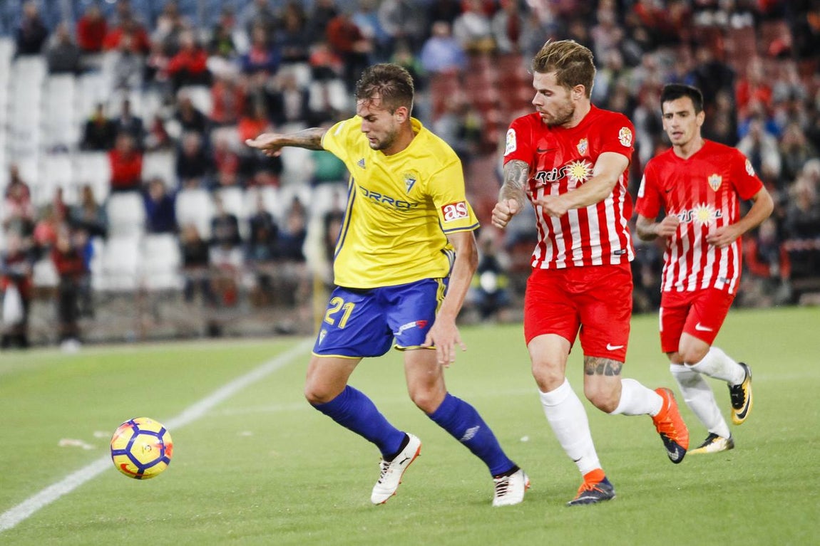 Las imágenes del partido Almería - Cádiz CF