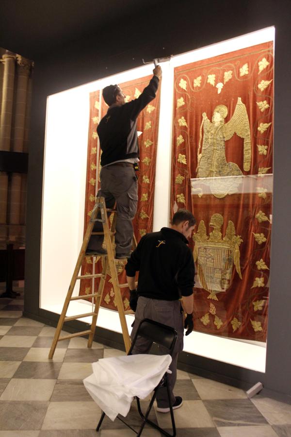 La exposición de Cisneros en la catedral de Toledo, en imágenes