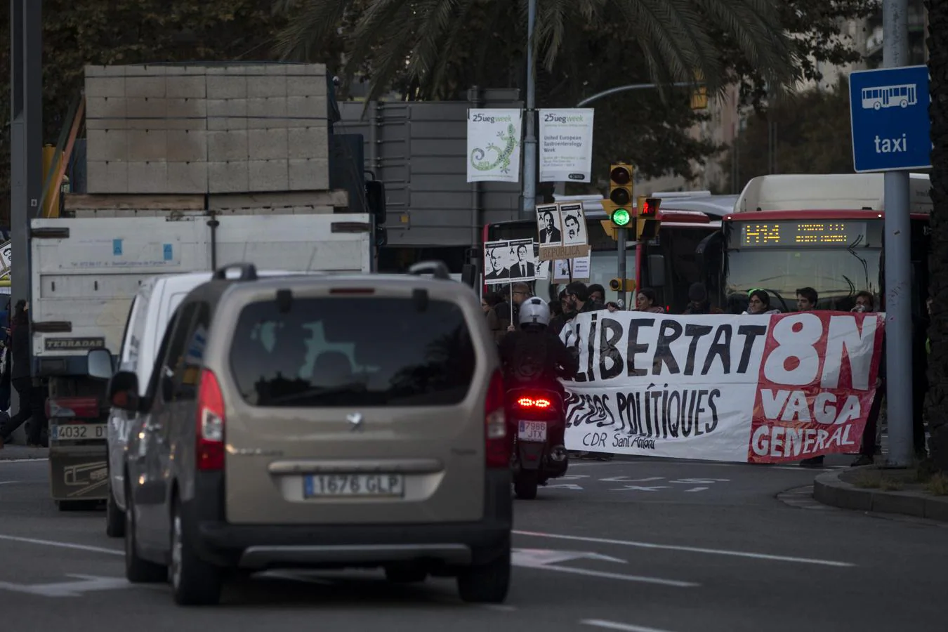 Cataluña ha vivido este 8 de noviembre una nueva huelga. 
