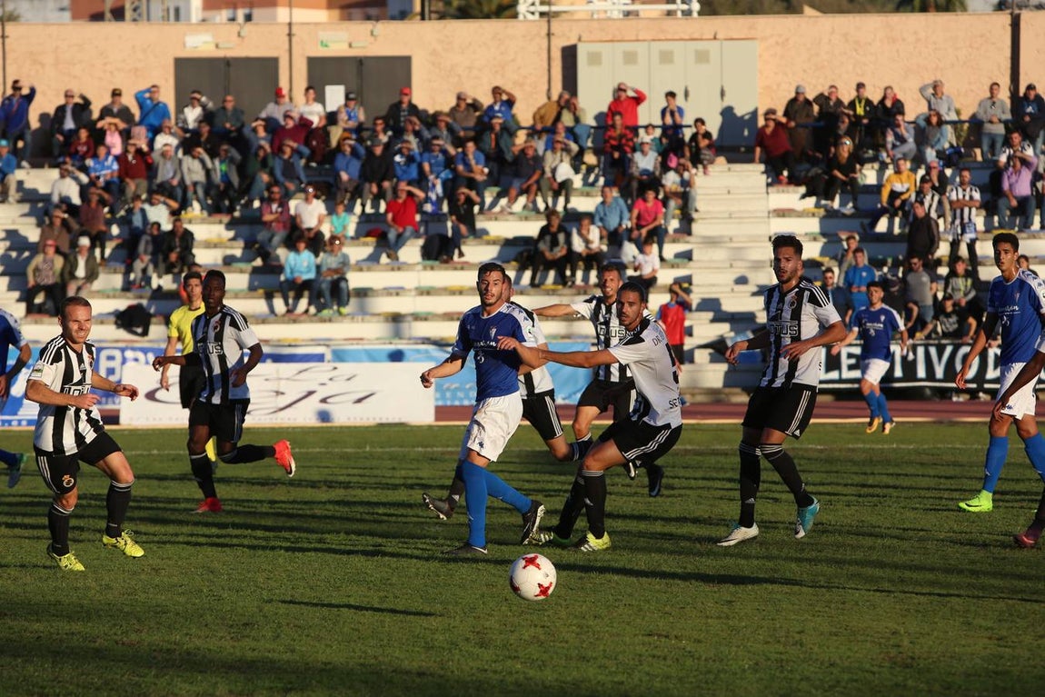 San Fernando-Balona (2-0)