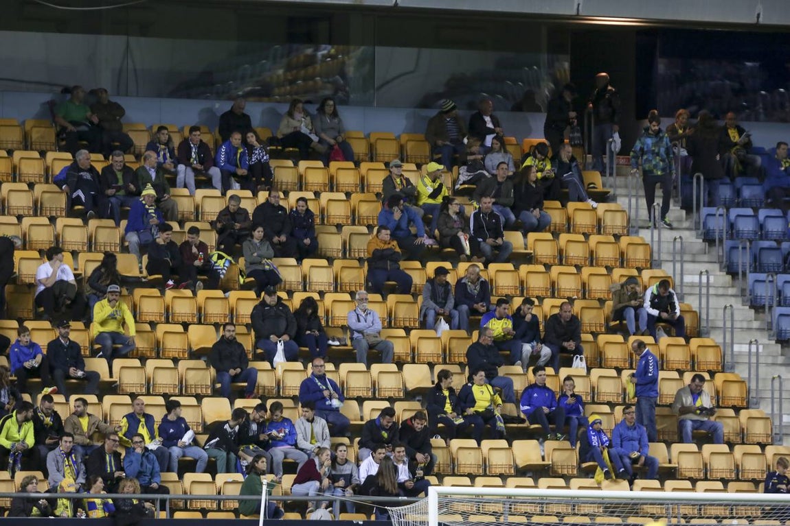 ¿Has estado en el partido? Búscate en las gradas