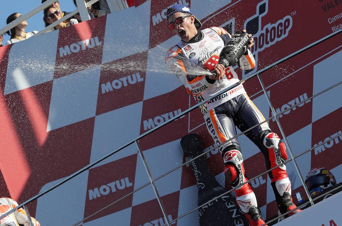 Las mejores imágenes del título de Marc Márquez