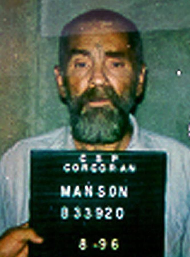 Charles Manson fue condenado a cadena perpetua por ser el «autor intelectual» de siete asesinatos. 