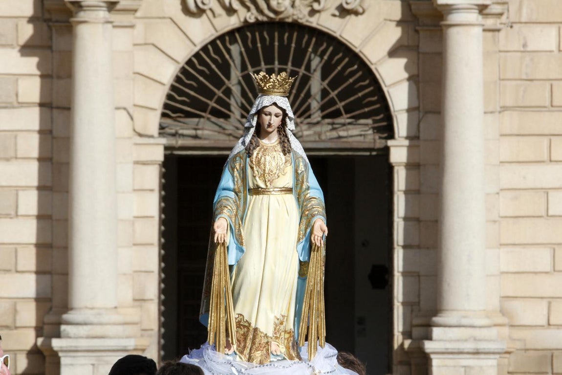 El colegio Tavera de Toledo, de procesión