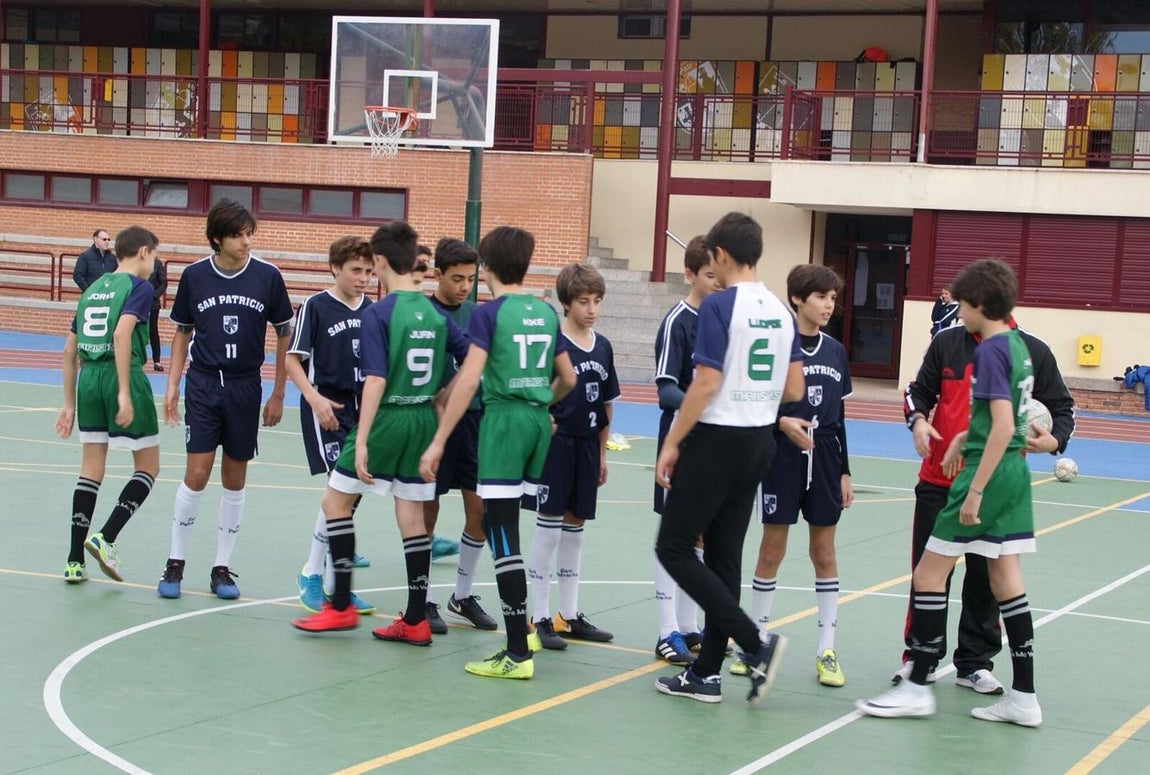 Las mejores imágenes del partido de fútbol sala cadete masculino entre San Patricio Soto Azul y Maristas Chamberí