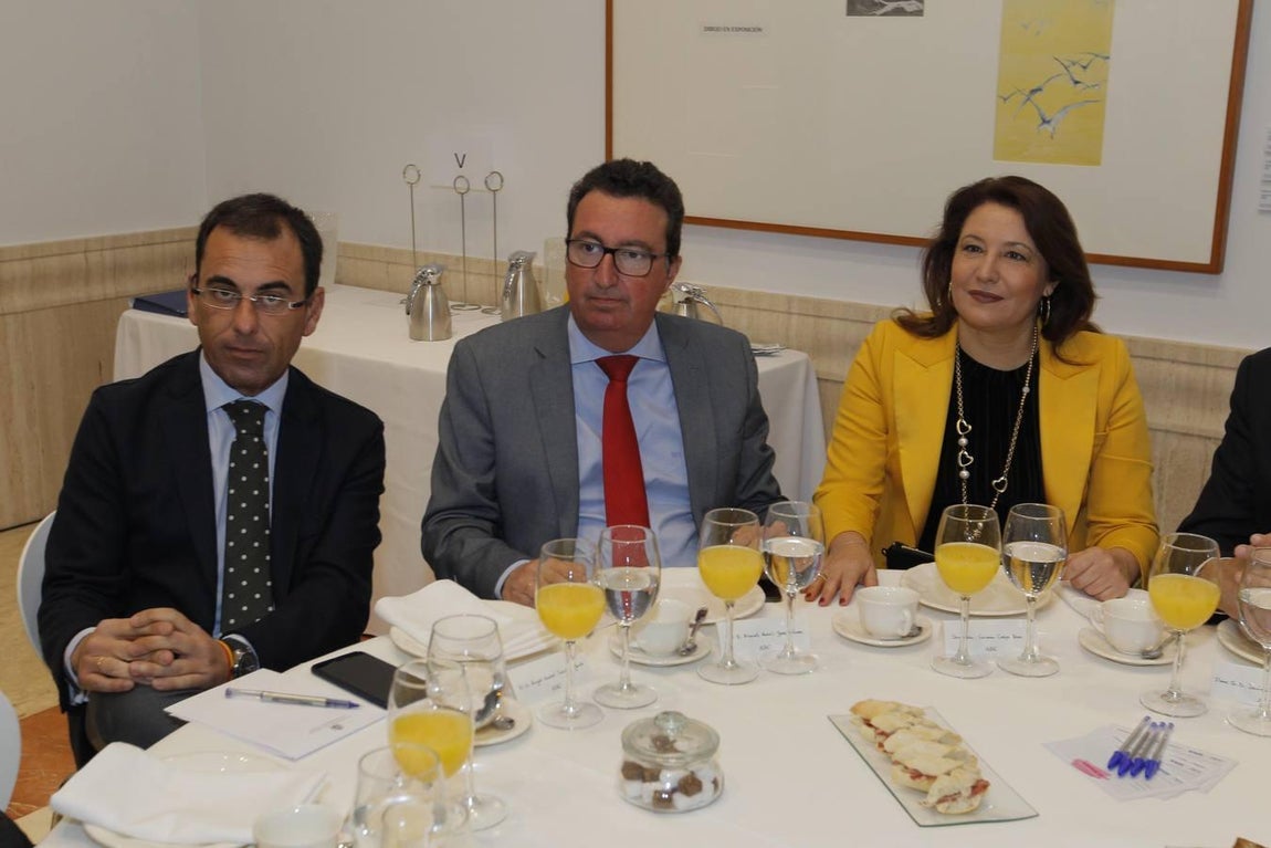 La clausura de «Andalucía en Femenino» con Fátima Báñez, en imágenes