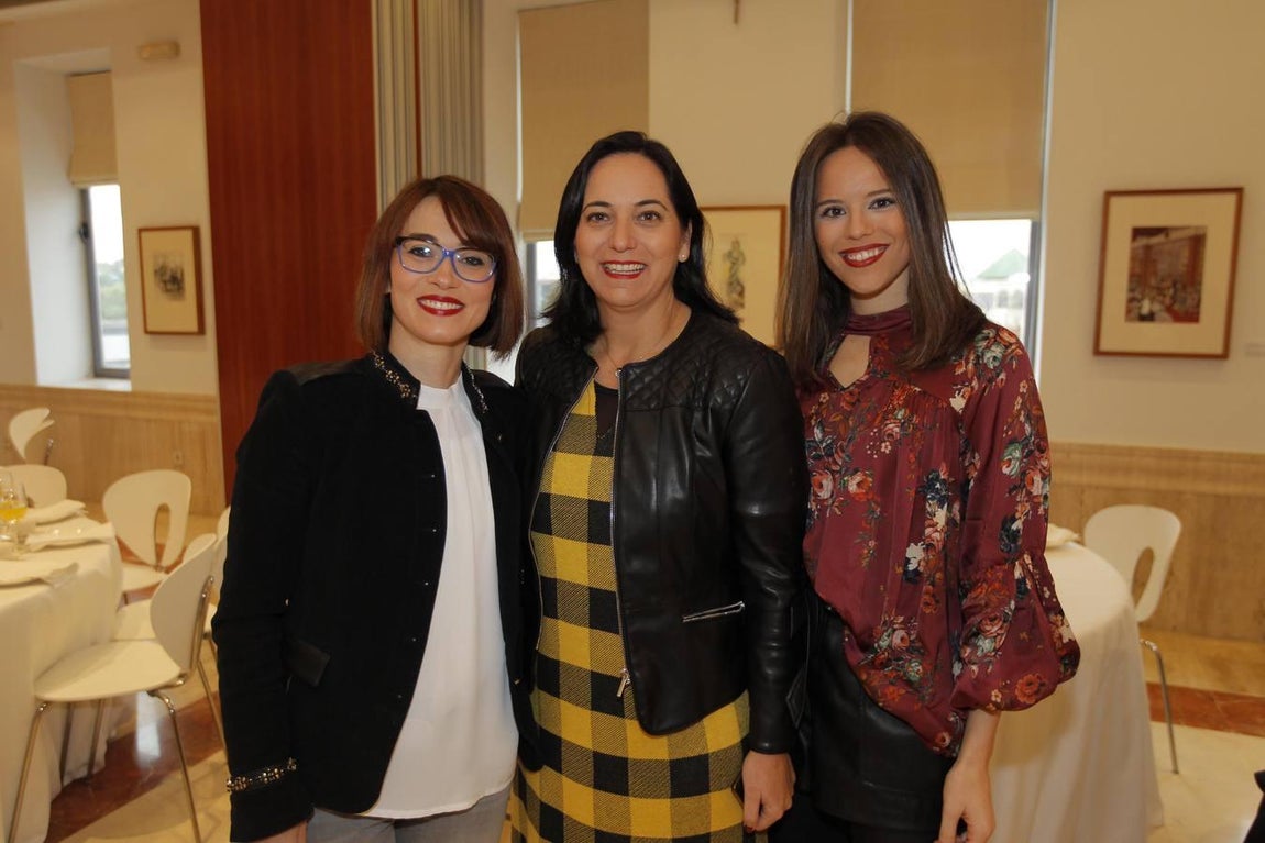 La clausura de «Andalucía en Femenino» con Fátima Báñez, en imágenes