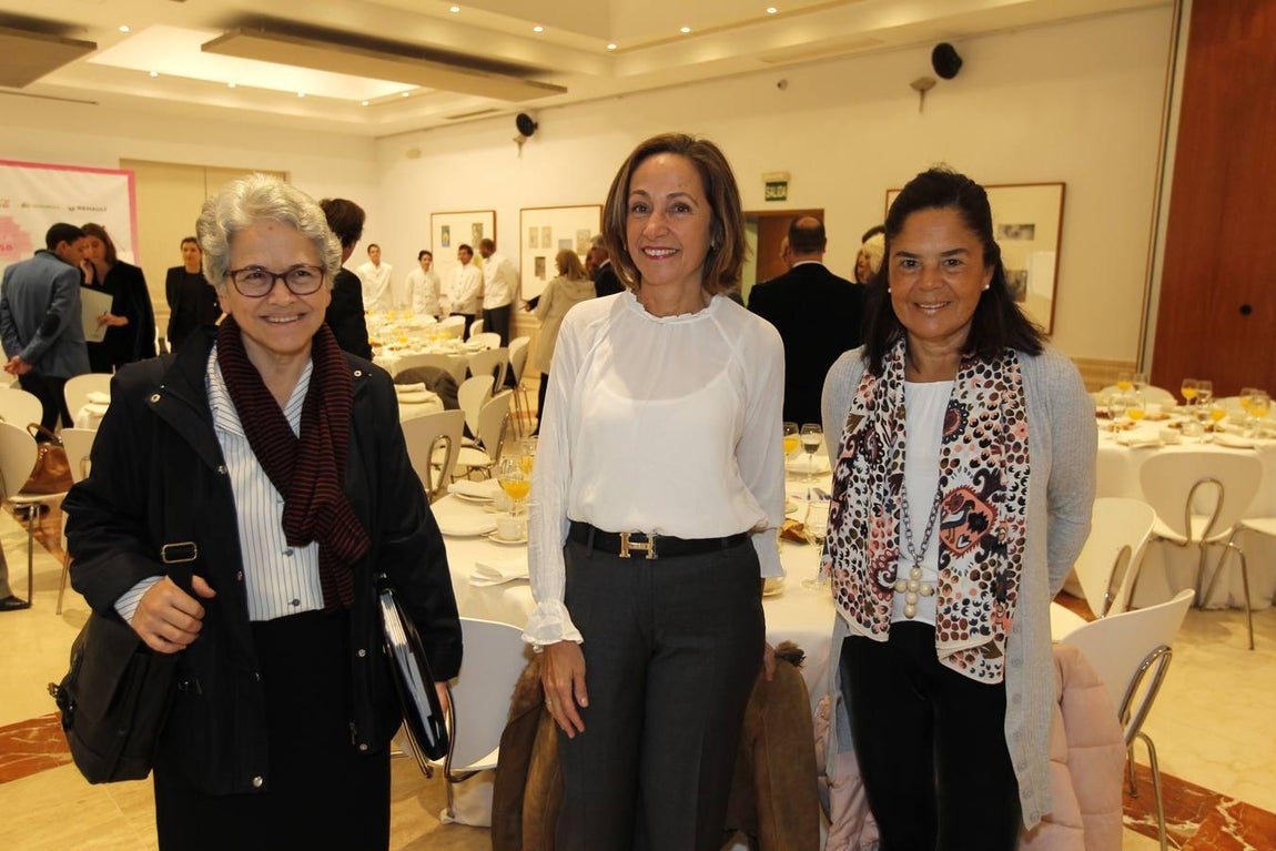 La clausura de «Andalucía en Femenino» con Fátima Báñez, en imágenes