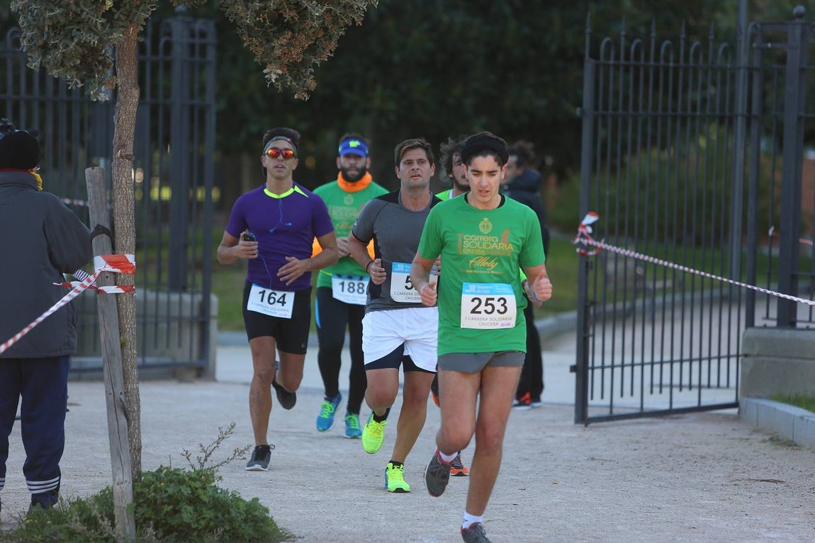 Fotos: I Carrera Solidaria Crucera Ifitness en Cádiz