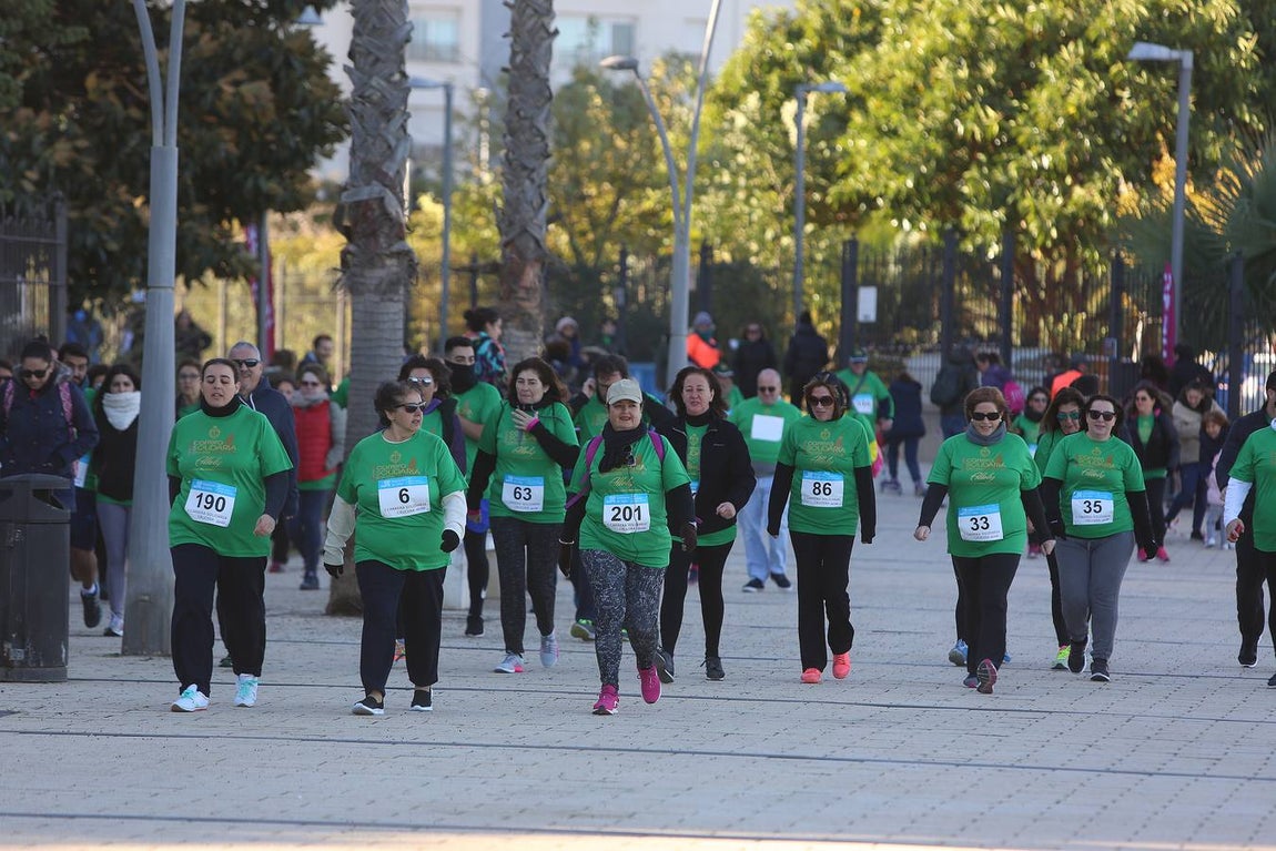 Fotos: I Carrera Solidaria Crucera Ifitness en Cádiz