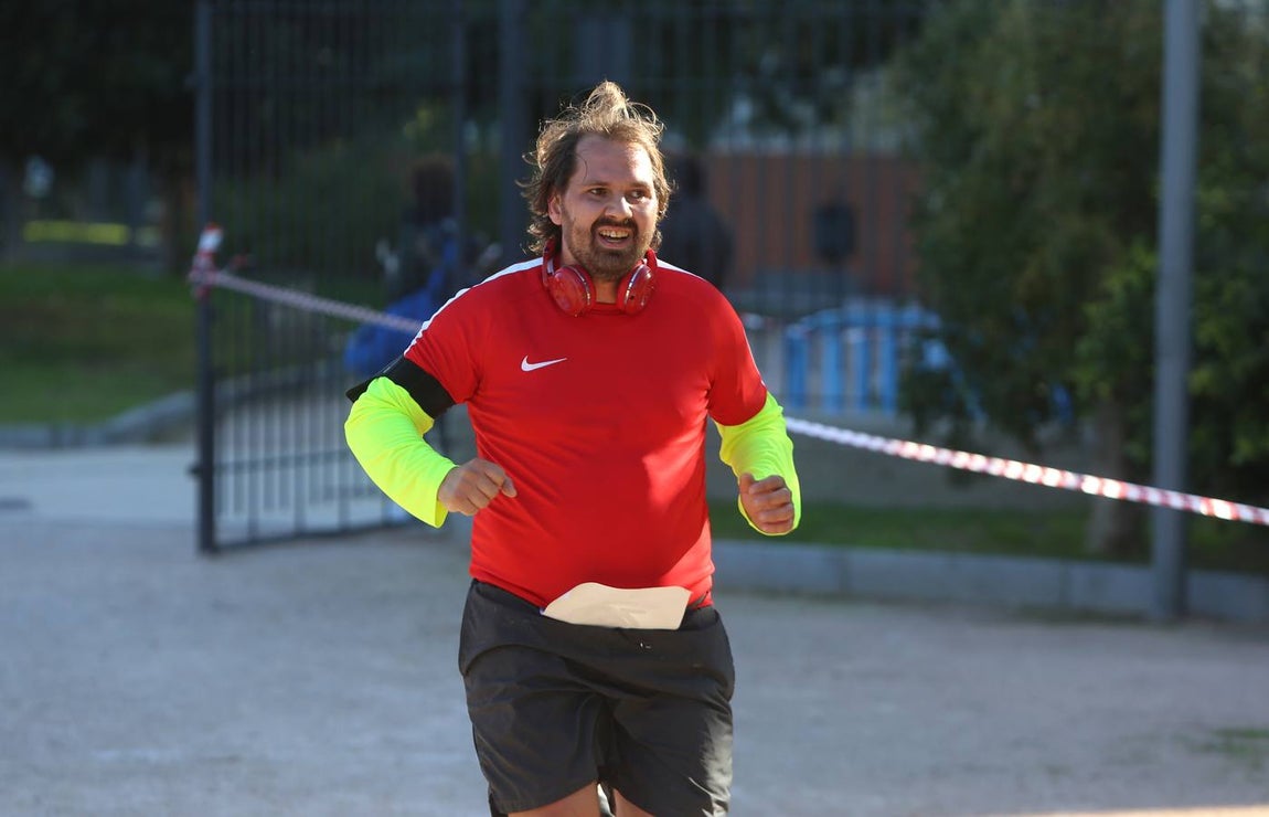 Fotos: I Carrera Solidaria Crucera Ifitness en Cádiz