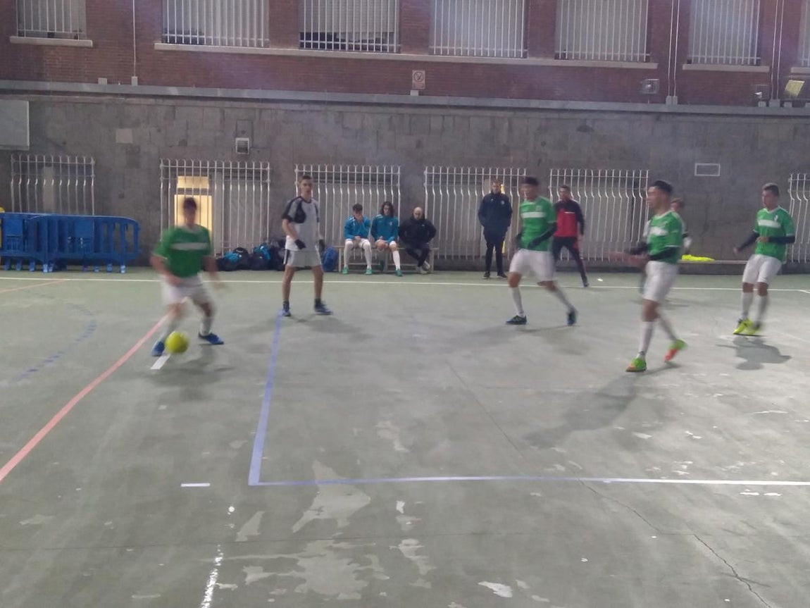 Las mejores imágenes del partido disputado entre Jesús Maestro y Salesianos San Miguel