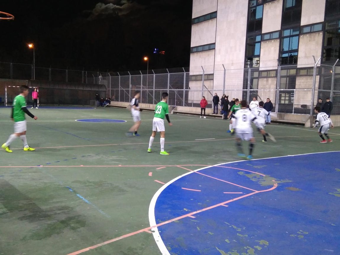 Las mejores imágenes del partido disputado entre Jesús Maestro y Salesianos San Miguel