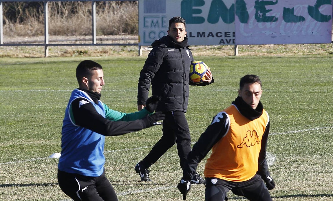 Imágenes del primer día de Jorge Romero como técnico del Córdoba CF