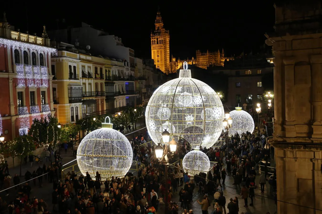 Así se ha alumbrado la Navidad en Sevilla durante los últimos años
