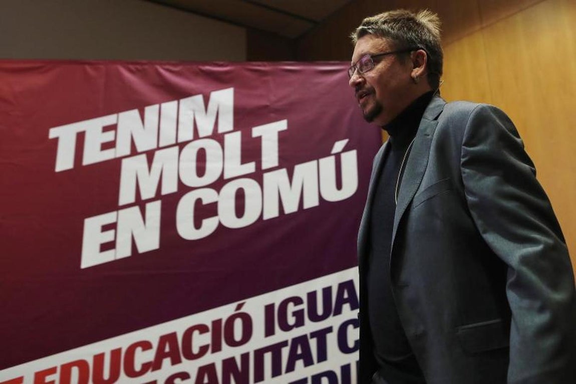 El cabeza de lista de Catalunya en Comú-Podem, Xavier Domènech, participa en el acto «Cataluña, motor de cambio». 