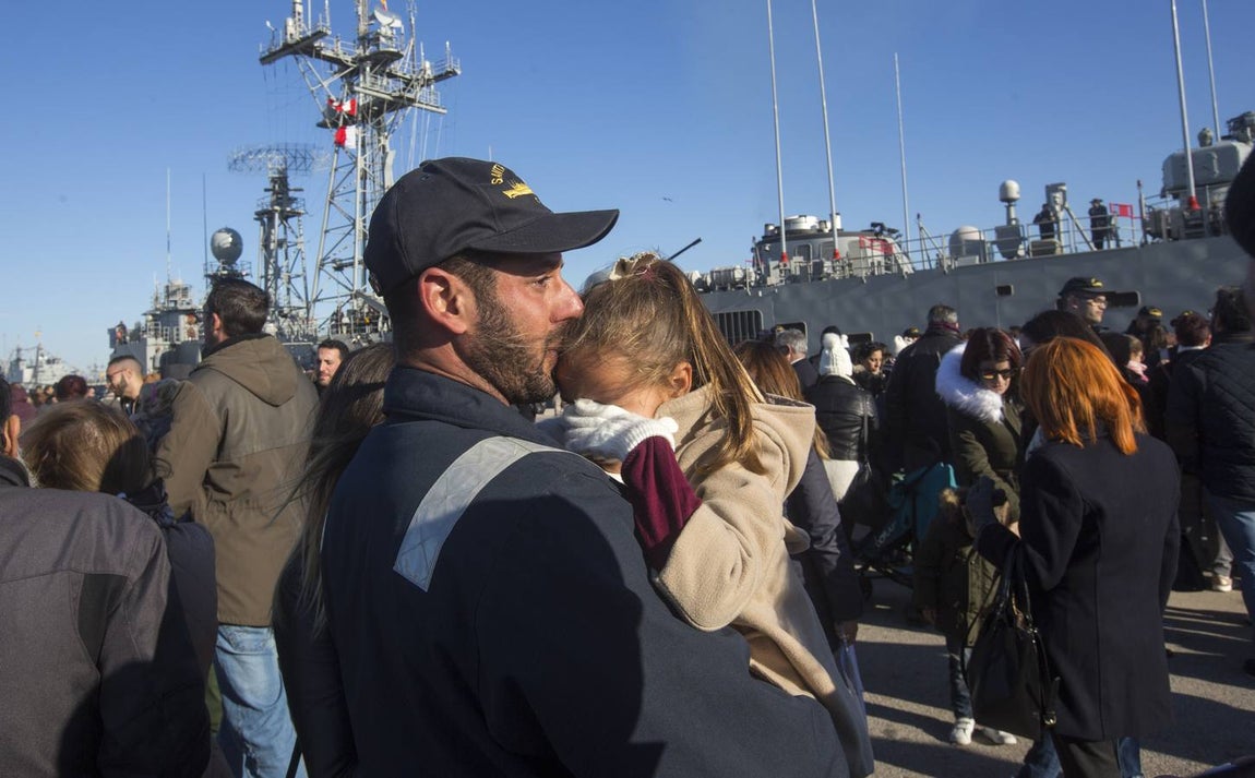 La fragata &#039;Santa María&#039; parte hacia la operación &#039;Sophia&#039; (II)