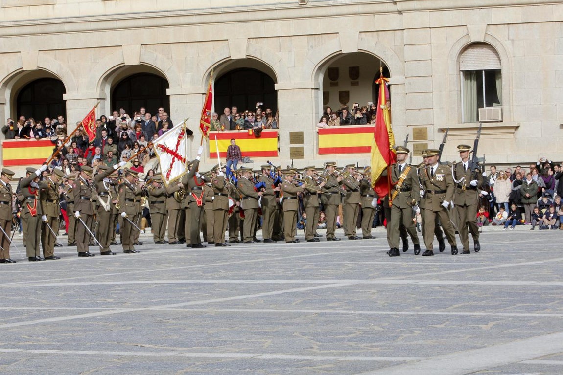 El acto castrense de la Academia de Infantería, en imágenes