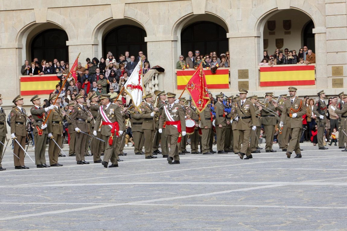 El acto castrense de la Academia de Infantería, en imágenes