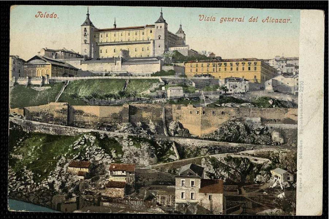 La explana oriental en una postal de Purger&amp;Co hacia 1903. ARCHIVO MUNCIIPAL DE TOLEDO. 