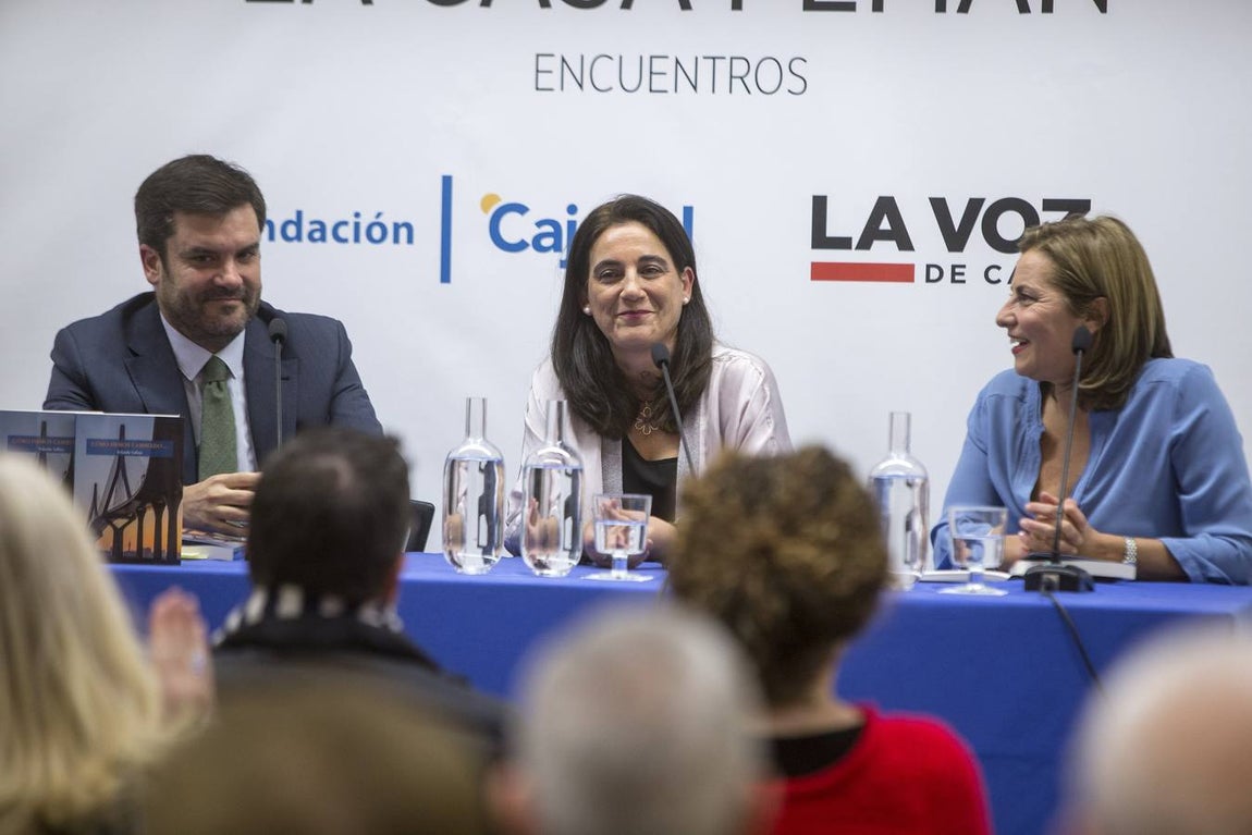 Fotos: Yolanda Vallejo presenta ‘Cómo hemos cambiado’ en la Casa Pemán