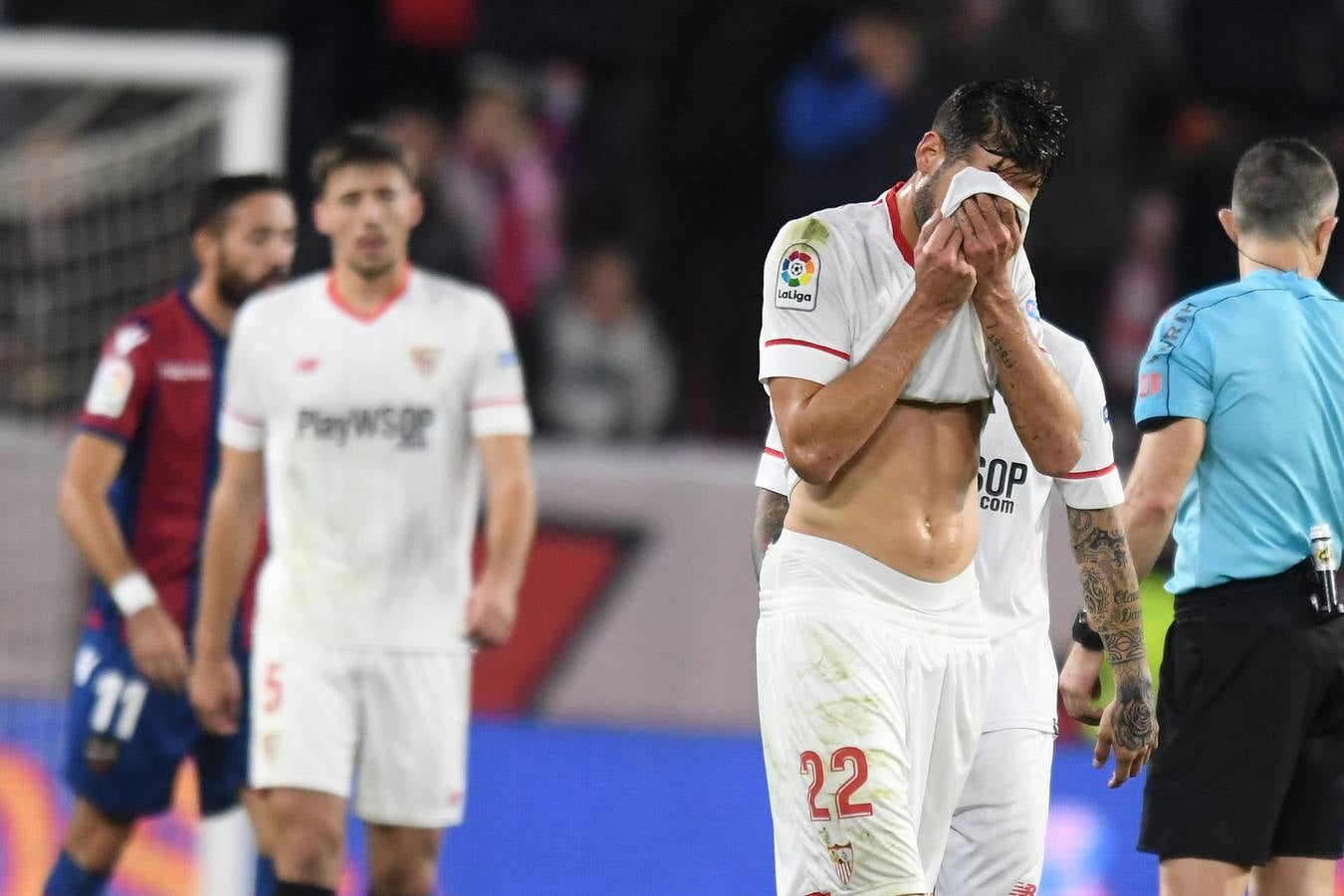 Todas las imágenes del Sevilla-Levante