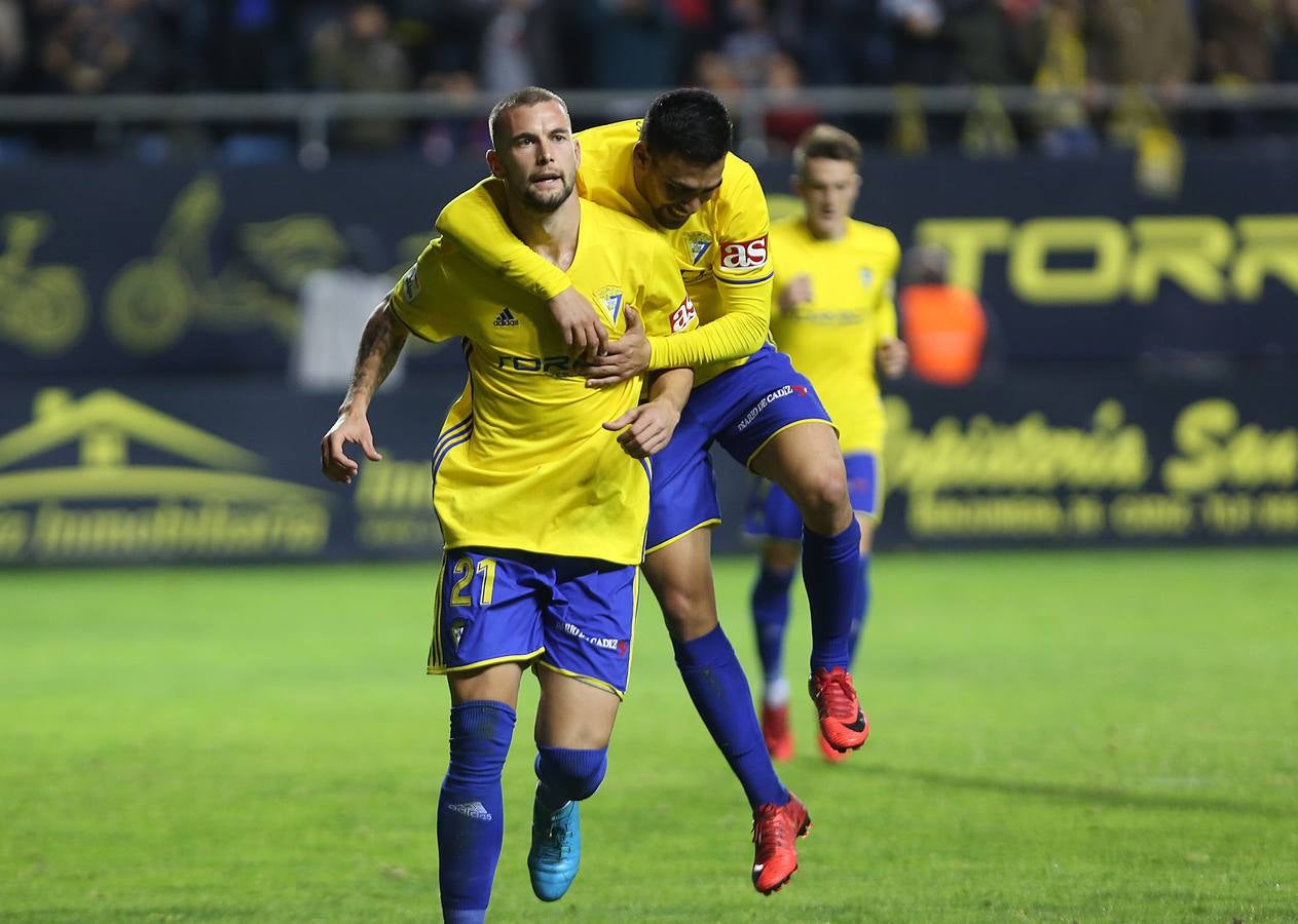 Fotos: Cádiz CF 3-1 Barcelona B