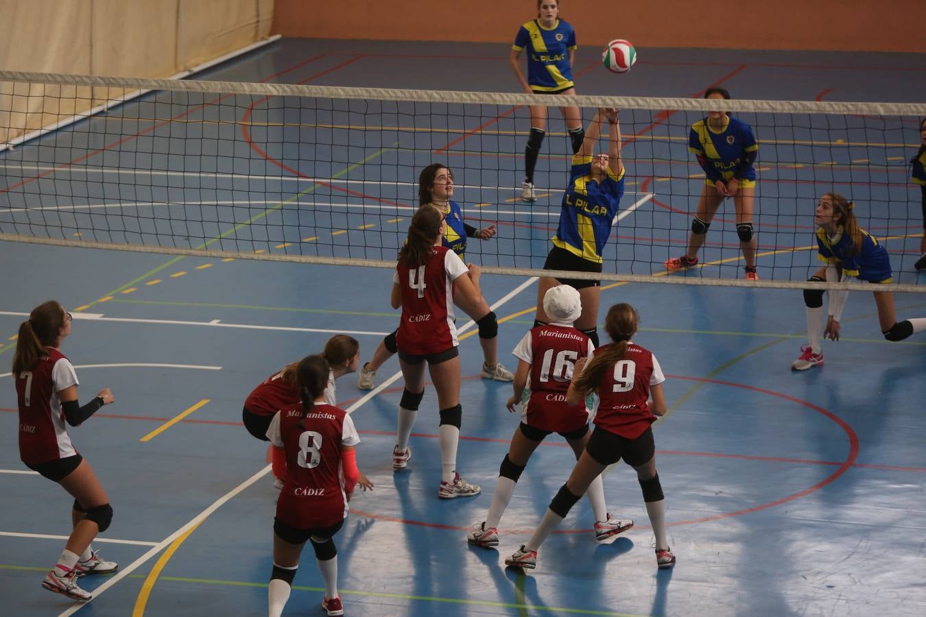 Fotos: Balonmano en Mirandilla. Olimpiadas Marianistas (I)