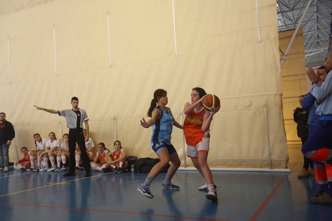 Fotos: Balonmano en Mirandilla. Olimpiadas Marianistas (II)