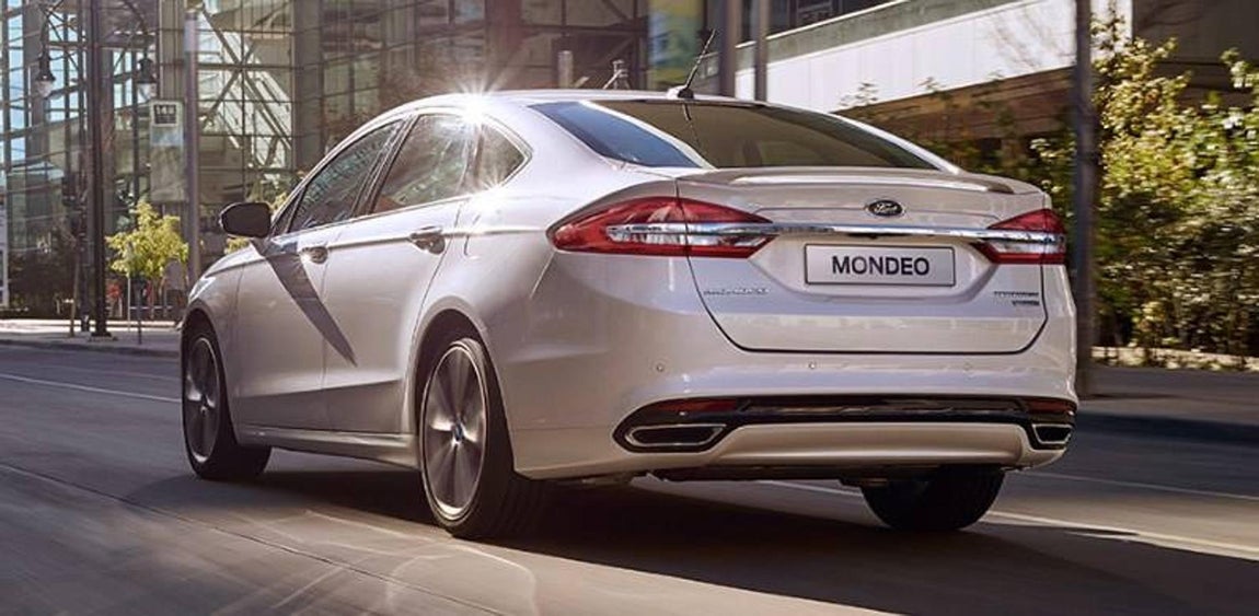 Parte trasera del Mondeo. 