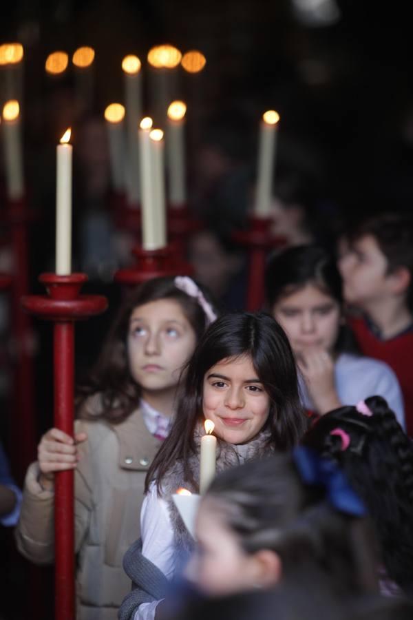 La procesión de El Niño Jesús de Córdoba, en imágenes