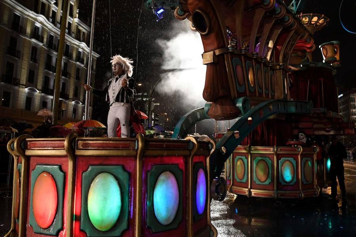 La cabalgata de los Reyes Magos de Madrid, en imágenes