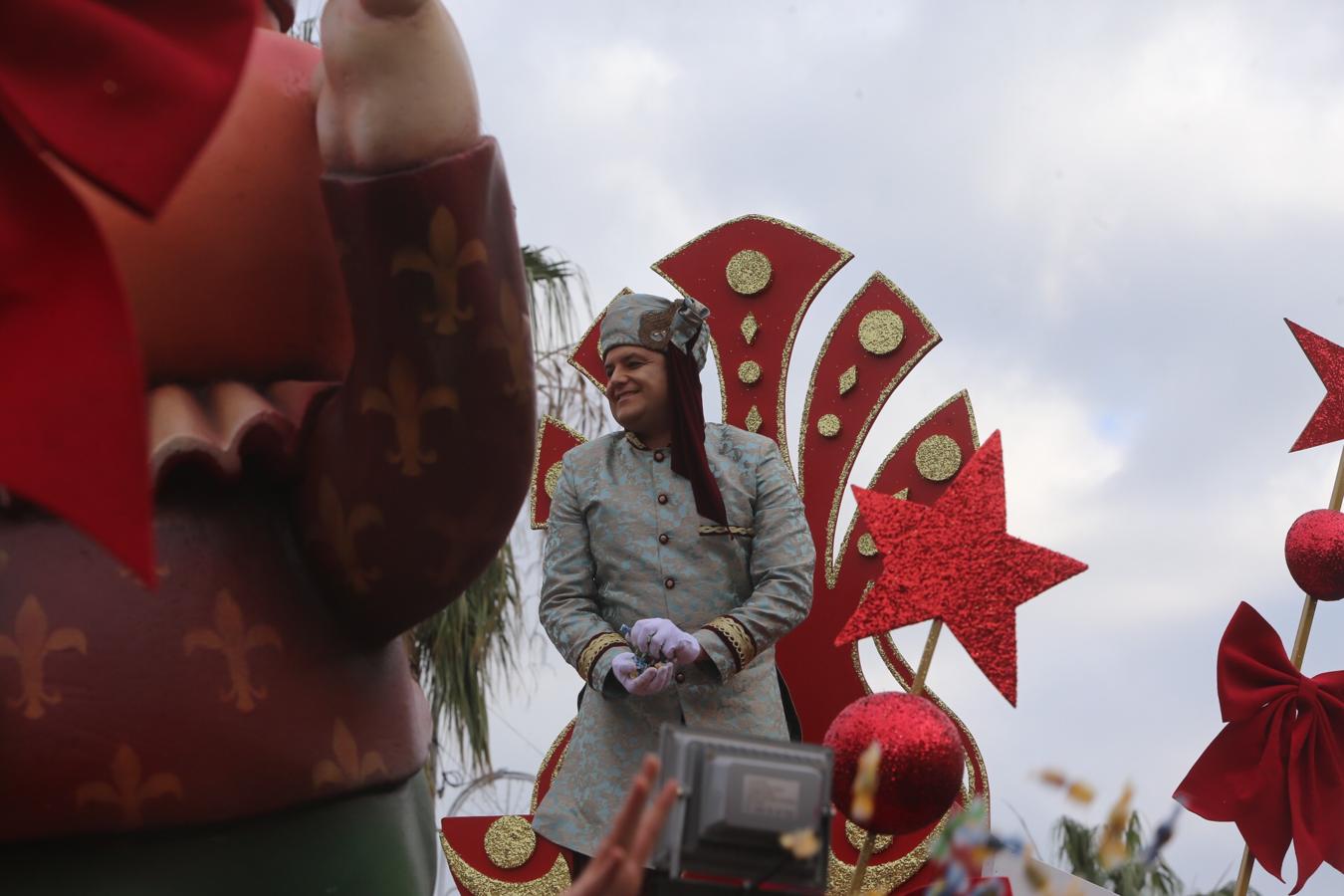 FOTOS: La Cabalgata de los Reyes Magos de Cádiz