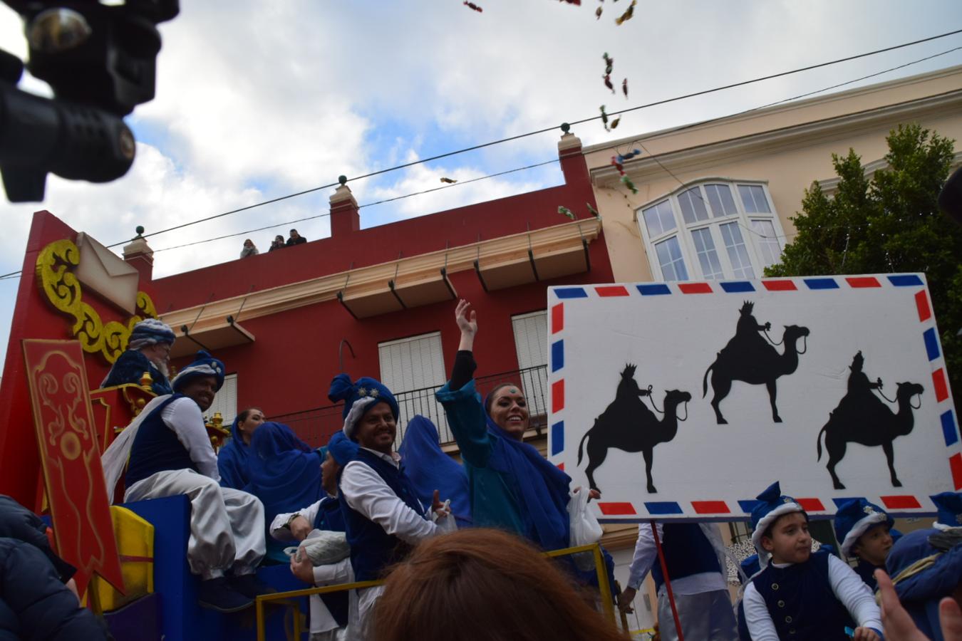 Las Cabalgatas de Reyes de la Bahía, en imágenes