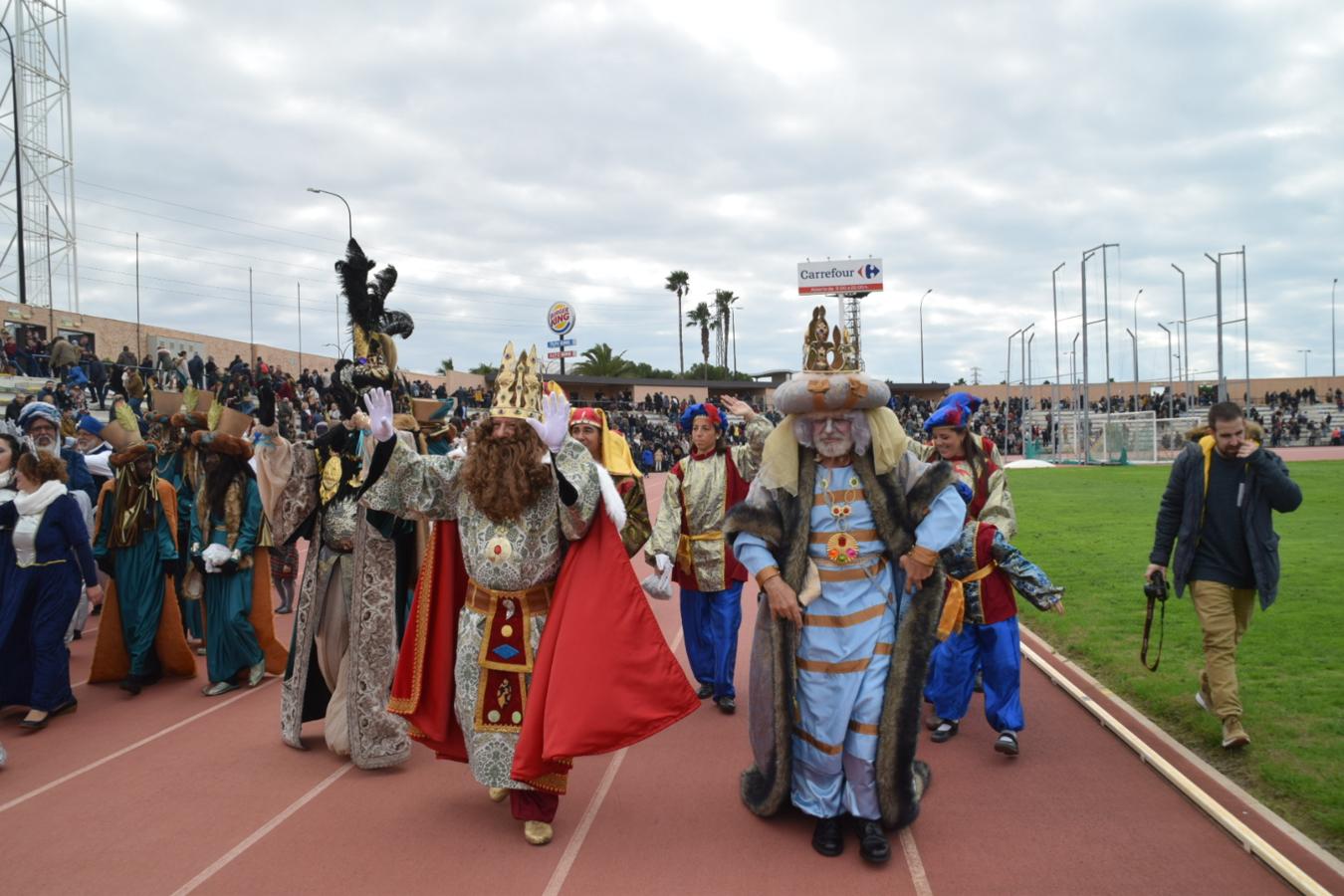 Las Cabalgatas de Reyes de la Bahía, en imágenes