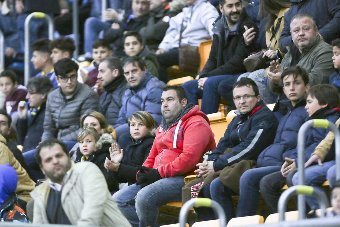 FOTOS: Búscate en la gradas de Carranza