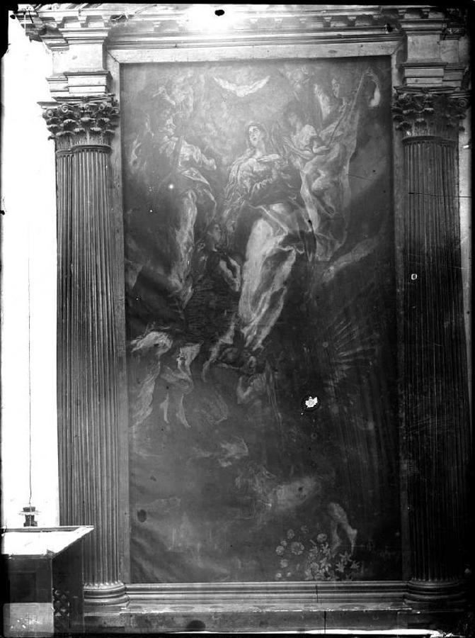 Retablo de la Asunción en la iglesia de San Vicente según estaba hacia 1900 fotografiado por Casiano Alguacil. Foto Archivo Municipal de Toledo. 