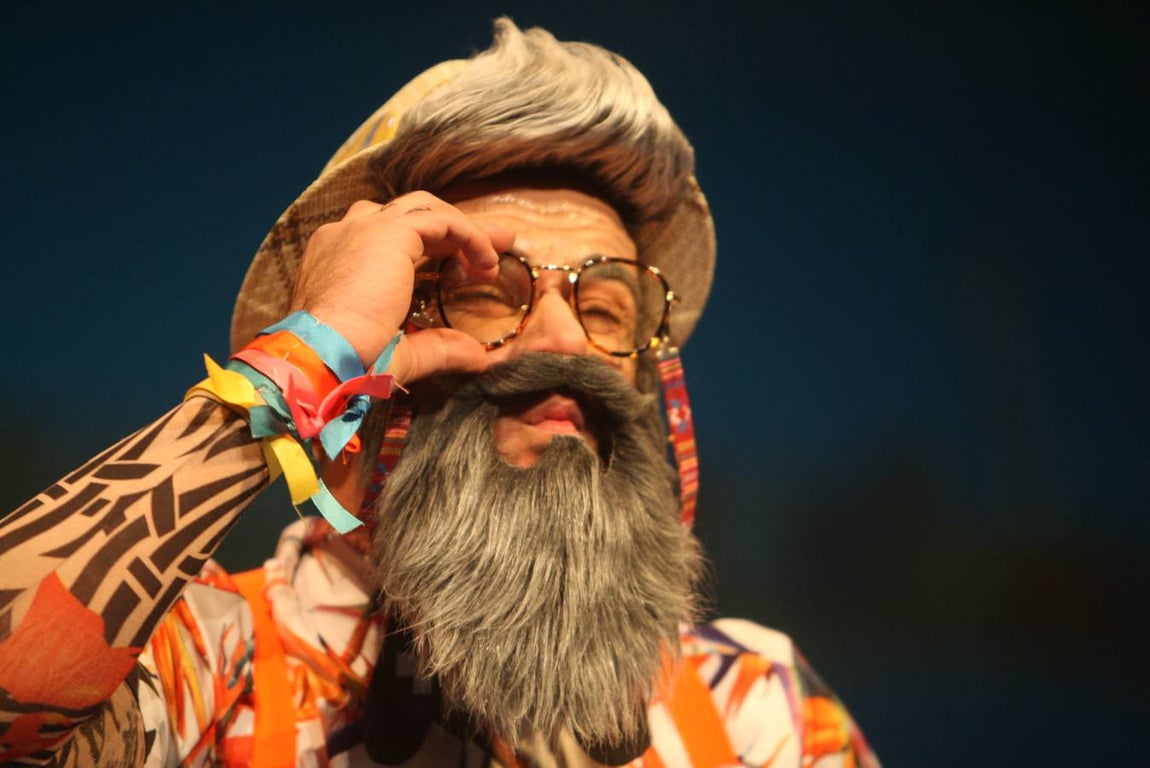 FOTOS: Chirigota Regreso del futuro en Preliminares. Carnaval de Cádiz 2018