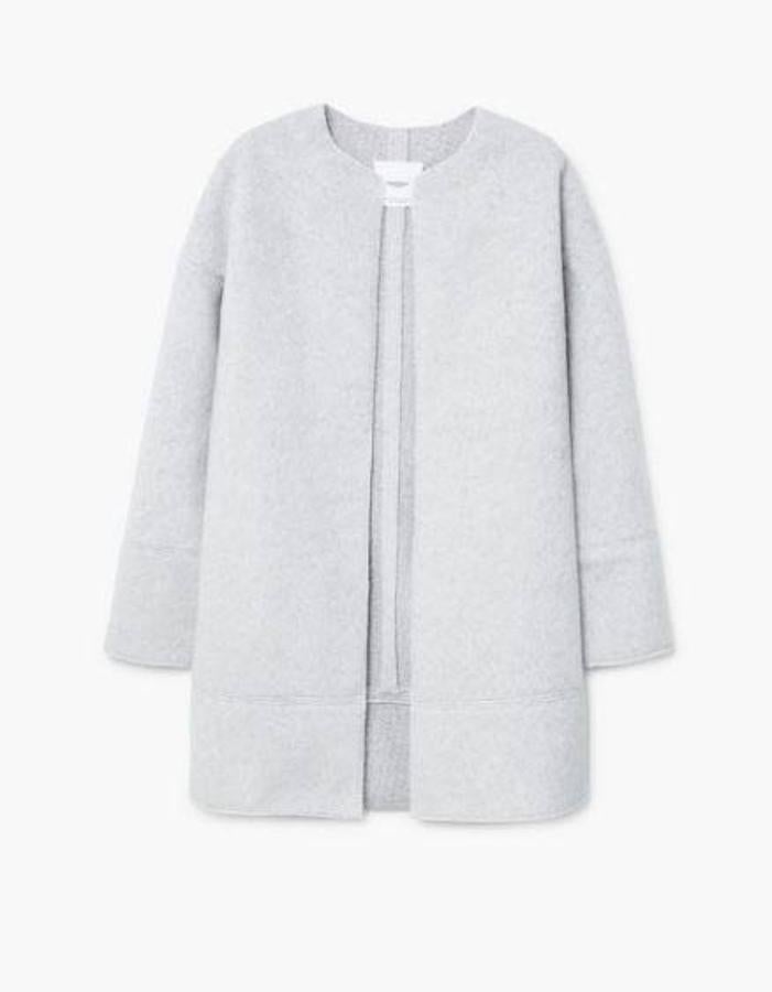 Abrigo clásico lana de Mango por 29.99 euros. 