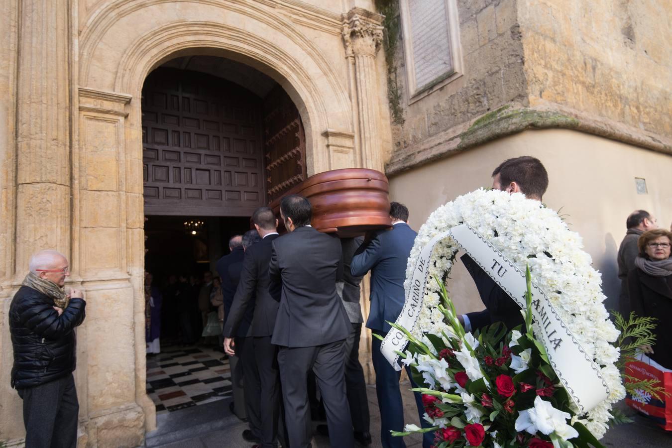 El funeral de Pepe el de El Caballo Rojo, en imágenes