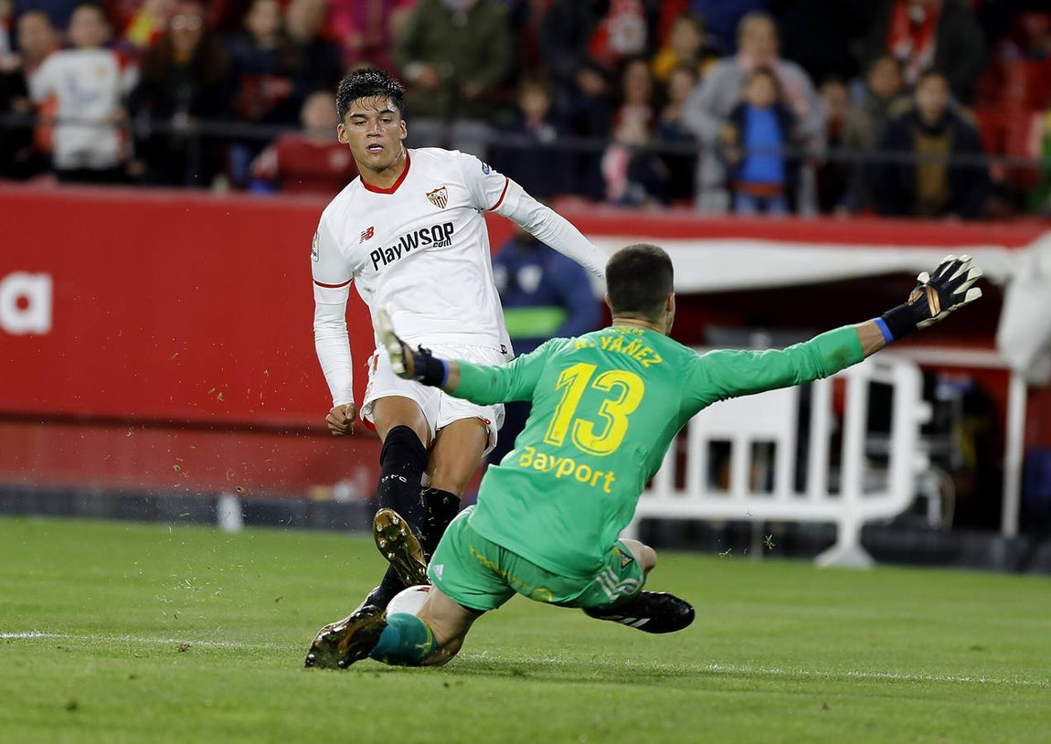 Todas las imágenes del Sevilla-Cádiz